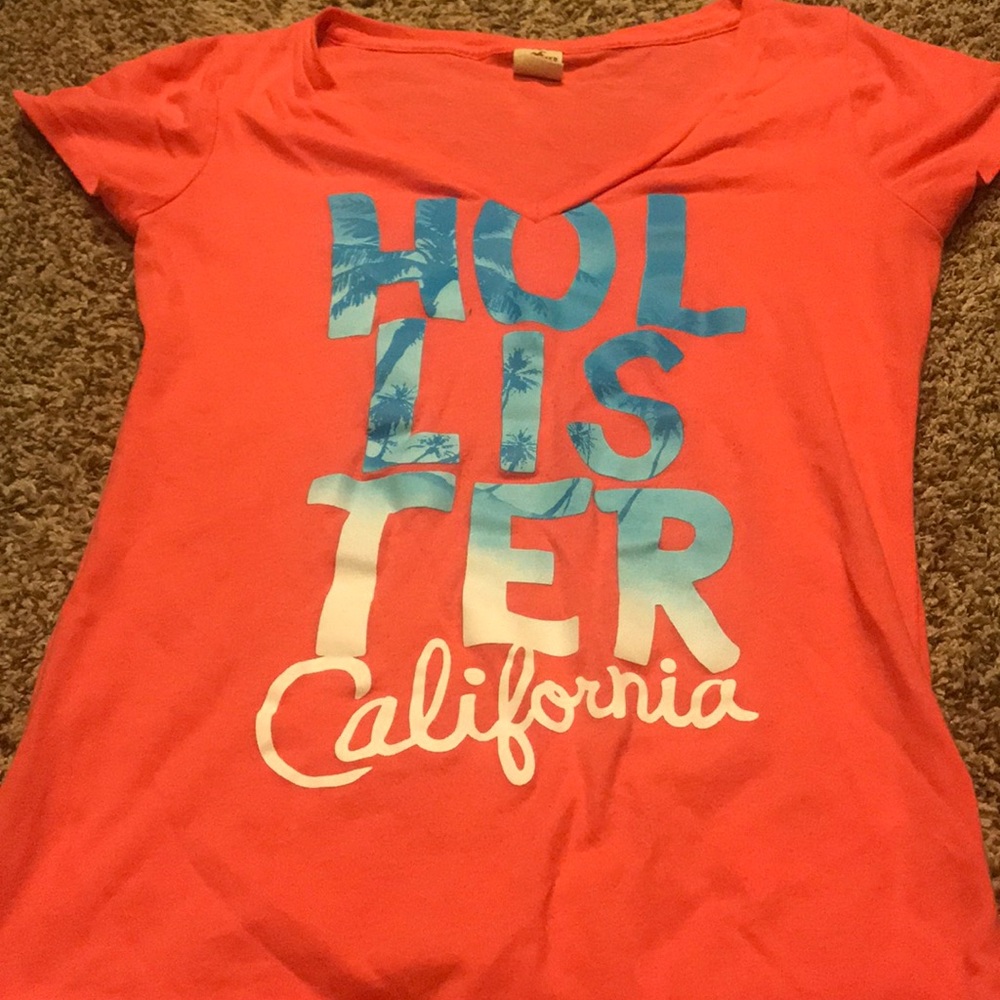 M pink hollister California tee